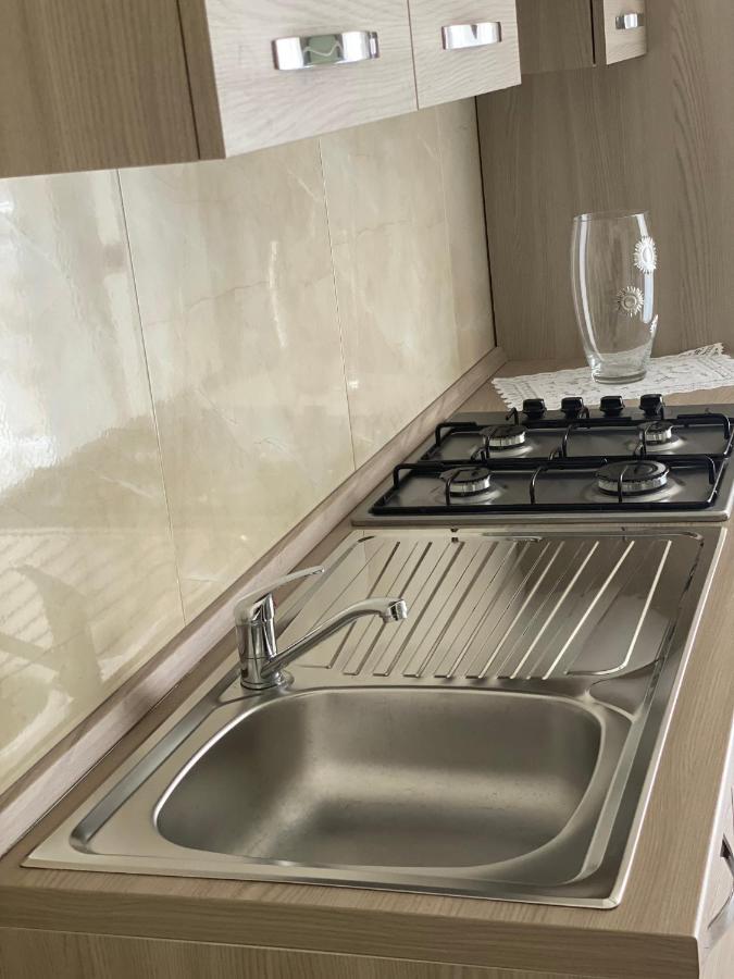 Hotel Falu Napoli Centro Camera Con Cucina E Bagno Privato Exterior foto